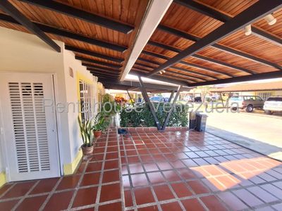 Casa en venta ubicada en Valle de Oro San Diego Carabobo Cod 25-14859 Eloisa Mejia