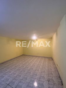 Casa en Venta Urb. La California. Remax Millenium Foto 4 de 8