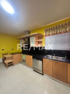 Casa en Venta Urb. La California. Remax Millenium Foto 2 de 8