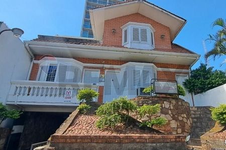 Casa estrategica en venta en Asuncion Foto 1 de 7