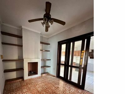 [CASA INDEPENDIENTE EN ALQUILER PARA OFICINAS O VIVIENDA PET FRIENDLY | SOBRE AV. RADIAL 27, entre 3er. y 4to. Anillo] Foto 9 de 23