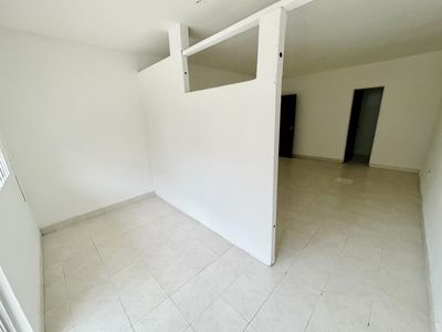 CASA LOCAL EN VENTA