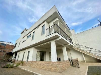 Casa Lote en Venta – Barrio Libertadores, Cali