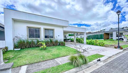  Casa Luz one level home with pool for sale in Escazu