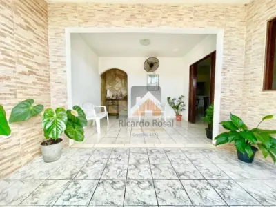 Casa no Eustáquio Gomes c/ 5 quartos e 2 suítes!!!