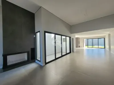 Casa Nova de Alto Padrão à venda com 3 suítes no Terras de Santorini - Camobi - Santa Maria/RS