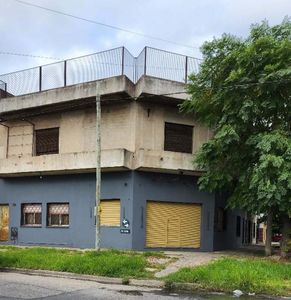 Casa para 2 Familias venta Wilde Foto 1 de 40