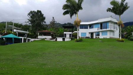  Casa para comprar en Calima, Colombia