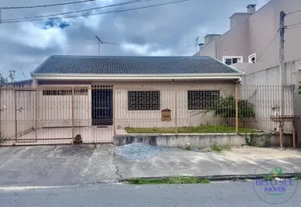 Casa para Venda em Pinhais, Centro, 4 dormitórios, 1 suíte, 3 banheiros, 4 vagas