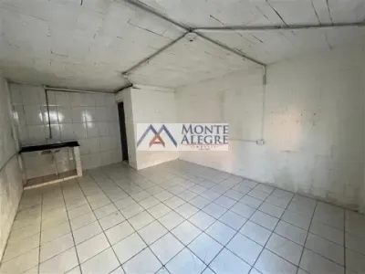 Casa residencial para alugar em Interlagos com 20 m² e 1 dormitório.