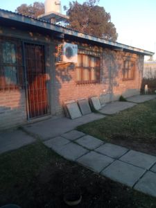 Casa Seminueva