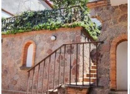 Casa sola en renta en Villas del Mesón, Querétaro, Querétaro