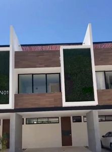 CASA TIPO TOWNHOUSE EN VENTA EN SEREMOS RESIDENCIAL DZITYA YUCATAN Foto 2 de 10