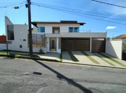 Casas Padrão em Poços de Caldas