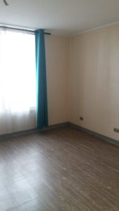 Cercanias Metro Sta Lucia dpto 1dmt living y bodega Imagem 5 de 9