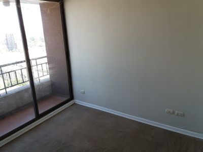 Cercanias Metro Toesca dpto 1dmt living y balcon Foto 6 de 10