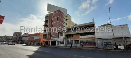 César Bullones Vende Excelente Apartamento Zona Centro-este, Lara 26-1869