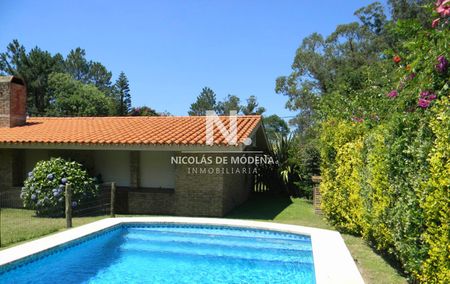 Chalet en zona Pinares de Punta del Este Foto 2 de 19