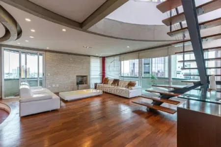 Cobertura com 5 suítes e 4 vagas. O alto padrão do Bairro Jardim disponível para locação!!