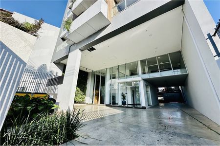  CÓMODO DEPARTAMENTO DE 1 DORMITORIO + COCHERA en barrio Herrera