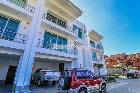 CONDO DE 503 M2 CON VISTA EN GUACHIPELIN ESCAZU X DISTRITO 4