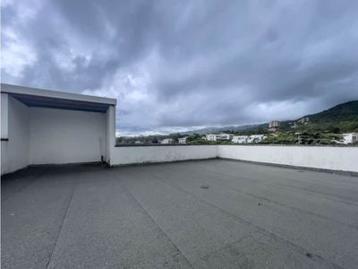  Condominio Contemporáneo en Escazú