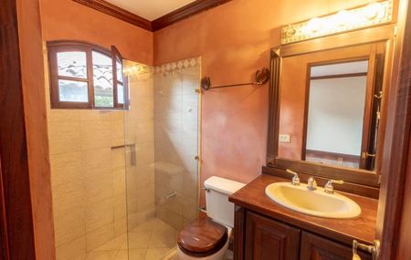  Condominio en venta en bosques Lindora