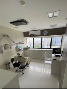 CONSULTORIO ODONTOLOGICO SALVADOR STIEP 31 m2