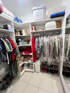 De oportunidad! Casa totalmente amueblada 3 dorm, 2 bñs, garage 2 autos en Res Sta Isabel,Tres Ríos