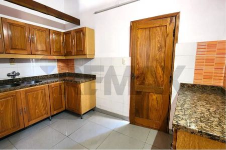 Departamento - Alquiler - Pinoza, Paraguay Foto 7 de 21