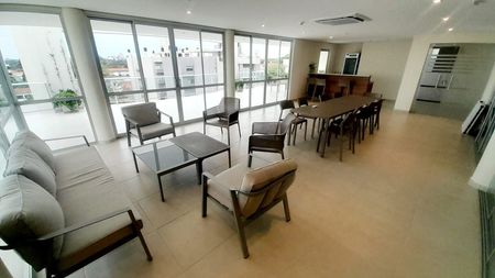 DEPARTAMENTO DE 3 DORMITORIOS A ESTRENAR EN ALQUILER BARRIO JARA Foto 3 de 10