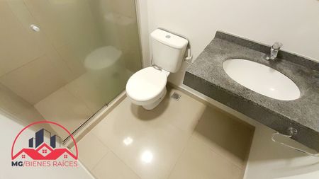 Departamento en Alquiler de 2 Dormitorios Edificio Insignia 2 Luque Foto 7 de 10