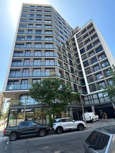  Departamento for Alquiler at Alquiler Muy Buen Apartamento En Tres Cruces  - Montevideo 