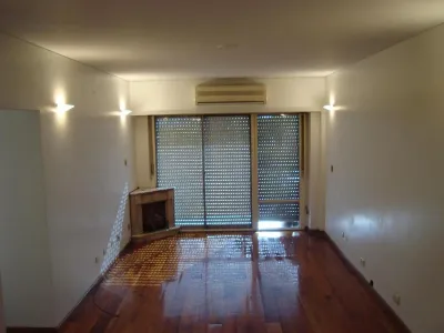 dueño  alquila  departamento  4  ambientes   con dependencia   y  cochera    en   emilio   mitre     al 1100       en  parque  chacabuco  capital  federal