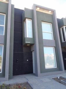 DUPLEX 2 DORMITORIOS 110 M2