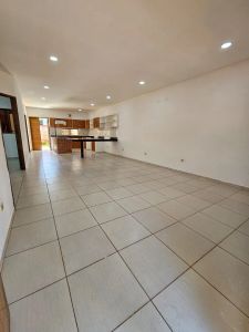 Duplex 3 Dormitorios Zona Sek Lambare