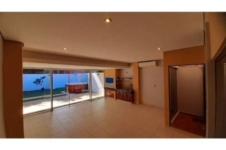 Duplex - Alquiler - Lambaré, Paraguay Foto 14 de 19