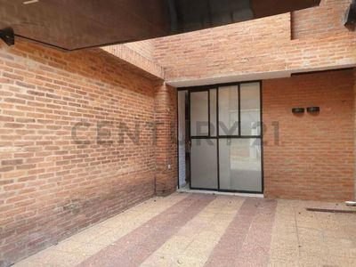 Duplex de 1 dormitorio en Barrio Cerrado Zona Primer Presidente Foto 2 de 4