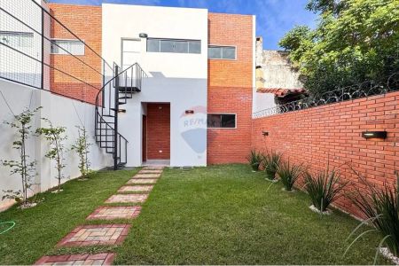 Dúplex en Venta Foto 2 de 23
