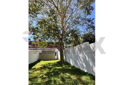 Dúplex Moderno en Venta en Lambaré: Espacio y Comodidad! Foto 10 de 10