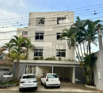 Edifício Central com Salas Comerciais