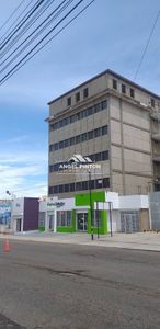 EDIFICIO COMERCIAL EN ALQUILER EN AV. DR PORTILLO MARACAIBO API 2135