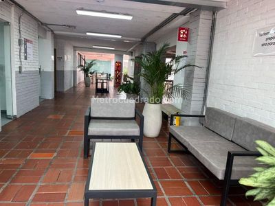 Edificio de Oficinas en Venta, EL TEMPLETE