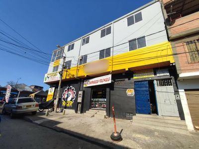 Edificio en arriendo Foto 2 de 17