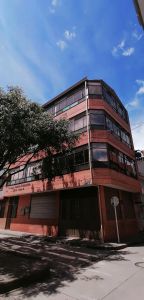 Edificio en Arriendo en Aures, Bogotá