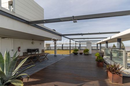 Edificio en venta Carrasco 1 ambientes