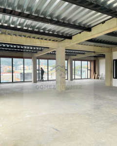 Edificio en Venta en Alcala, Bogotá
