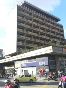Edificio en Venta en Centro, Medellín