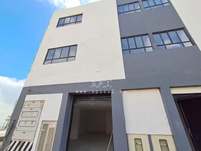 Edificio en Venta en Juan rey sur, Bogotá
