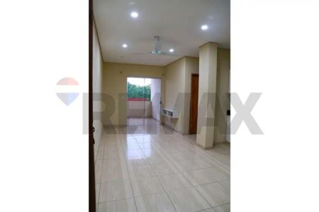 Edificio en venta en Lambaré Foto 10 de 16